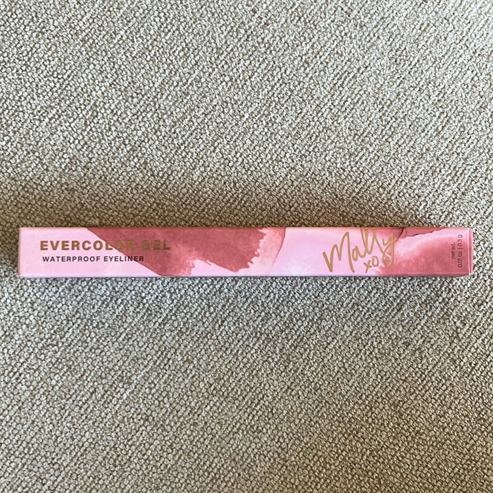 Mally Beauty Evercolor Gel Waterproof Eyeliner - Onyx
NIB